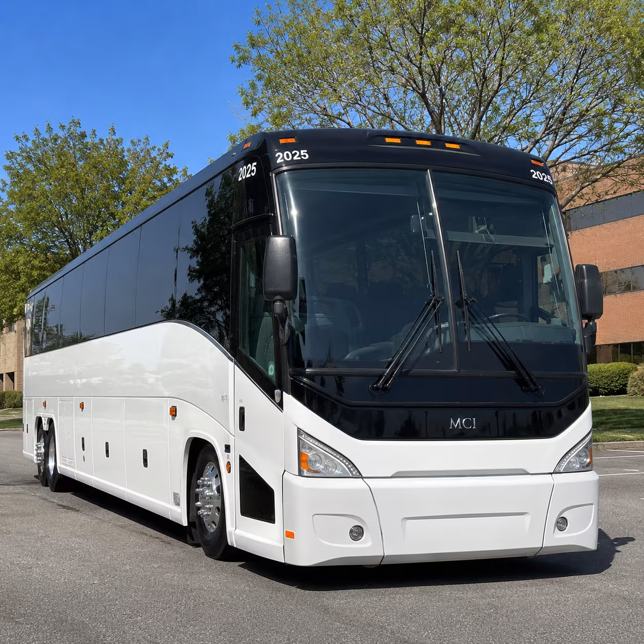 choosing sacramento international airport for your group we make the i 5 run easy
