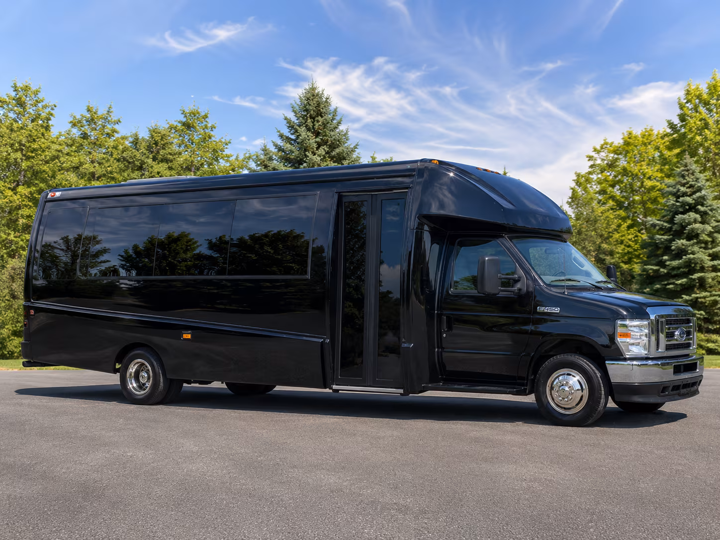lincoln get pricing for your lincoln sporting event charter bus rental