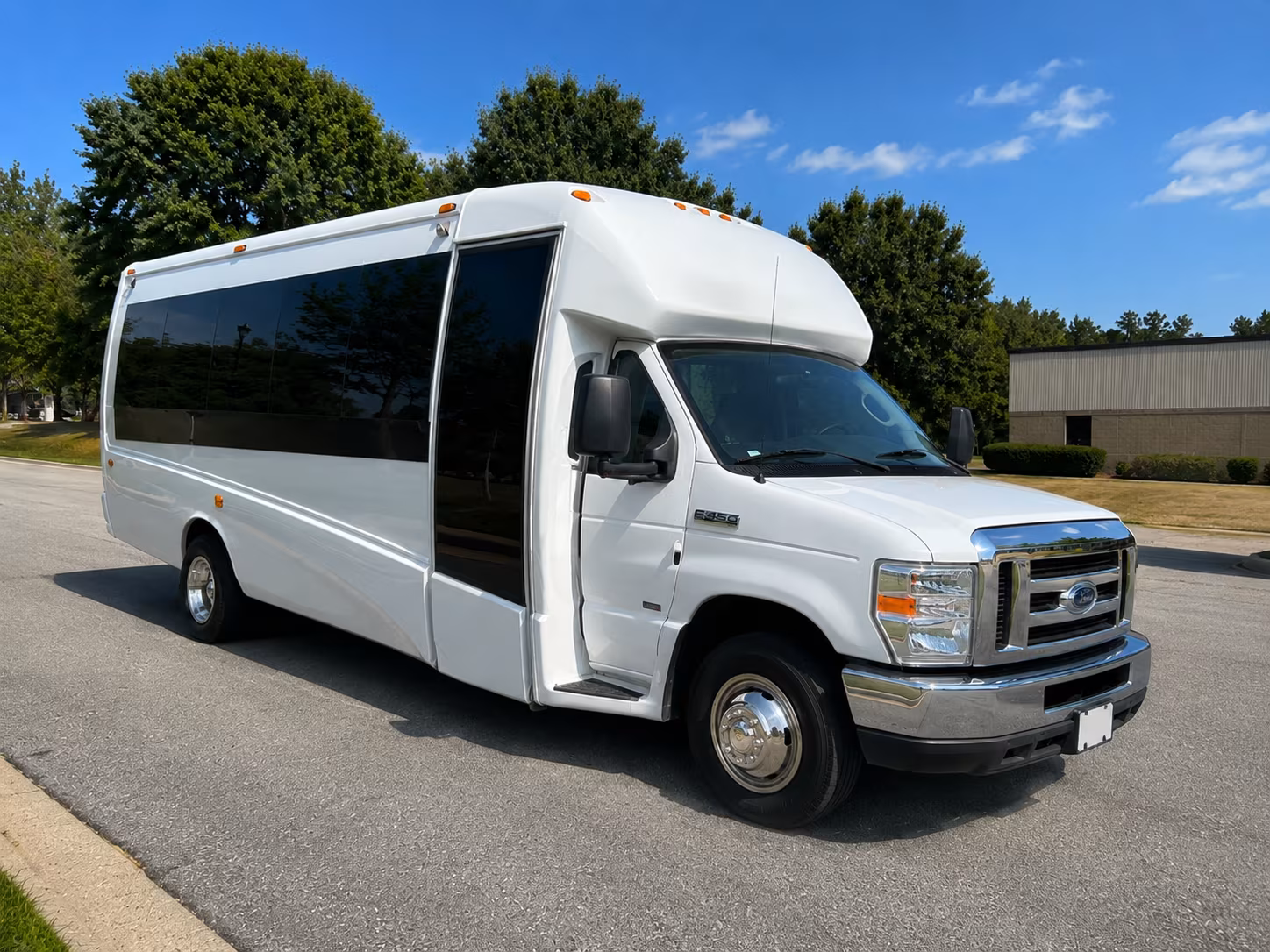 reddingcharterbuscompany com makes it easy to get to sacramento kings games from redding